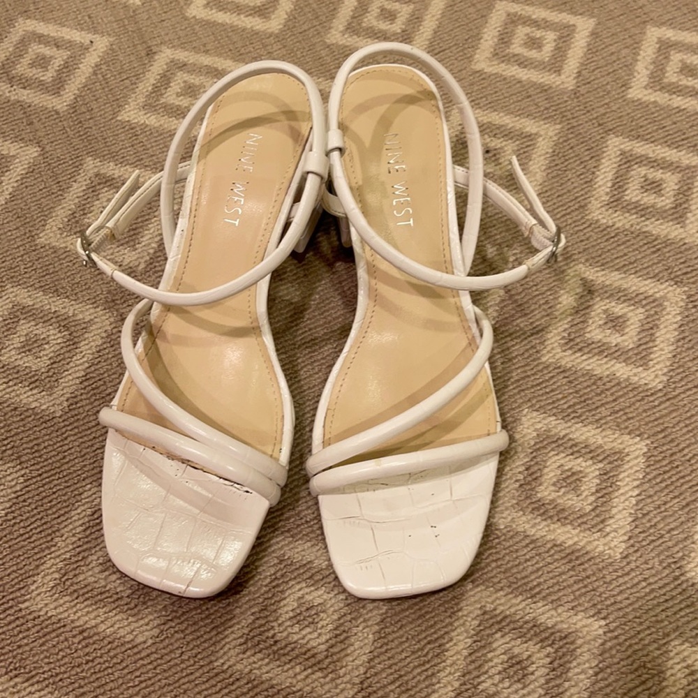 Strappy Nine West sandals